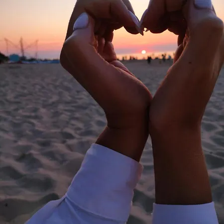 Nowy 40m2 2 Pokoje! Duzy Taras ! Parking ! Stojak Na Rowery ! Stacja Baltic Twins アパート シュトゥトボ