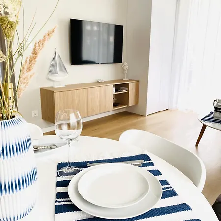 Nowy 40m2 2 Pokoje! Duzy Taras ! Parking ! Stojak Na Rowery ! Stacja Baltic Twins Sztutowo