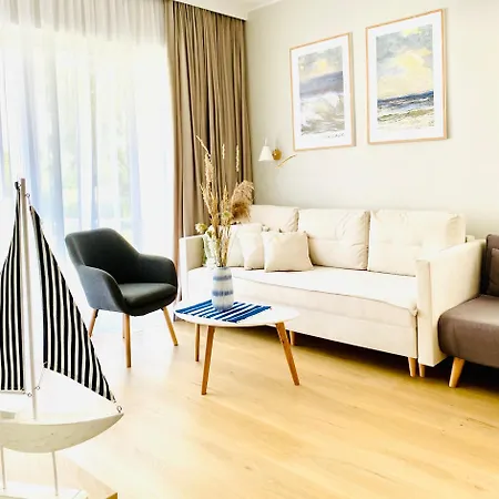 Nowy 40m2 2 Pokoje! Duzy Taras ! Parking ! Stojak Na Rowery ! Stacja Baltic Twins シュトゥトボ