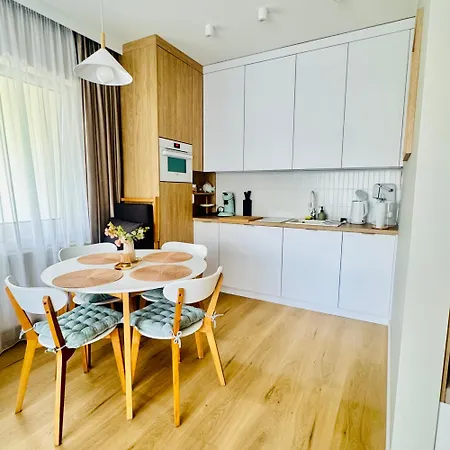 Nowy - 40m2 ! 2 ! Sloneczny Taras ! Parking ! Stojak Na Rowery !stacja Baltic Twins * شتوتوفو